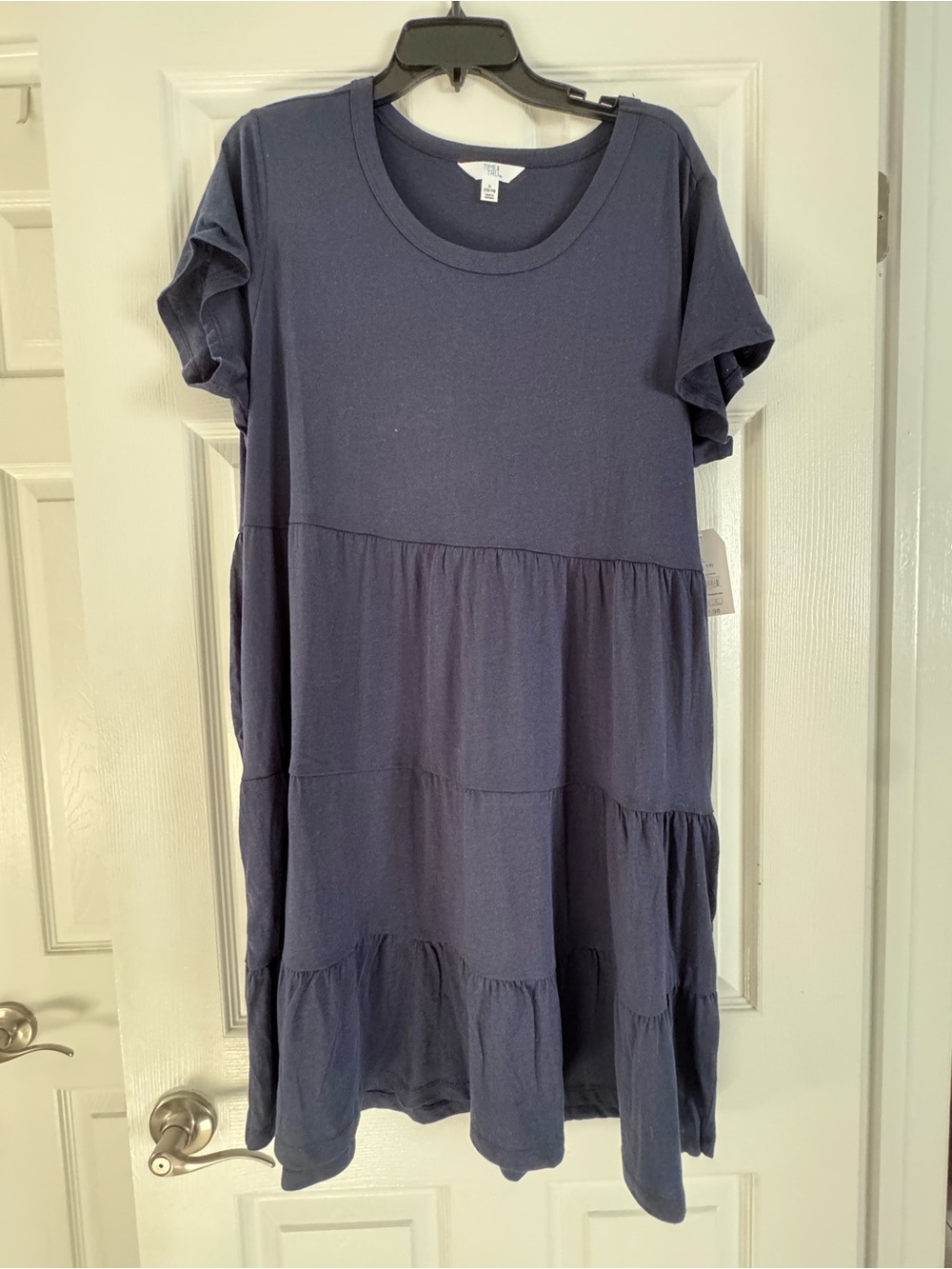 Time and Tru Navy Tiered Short-Sleeve Dress -brand new